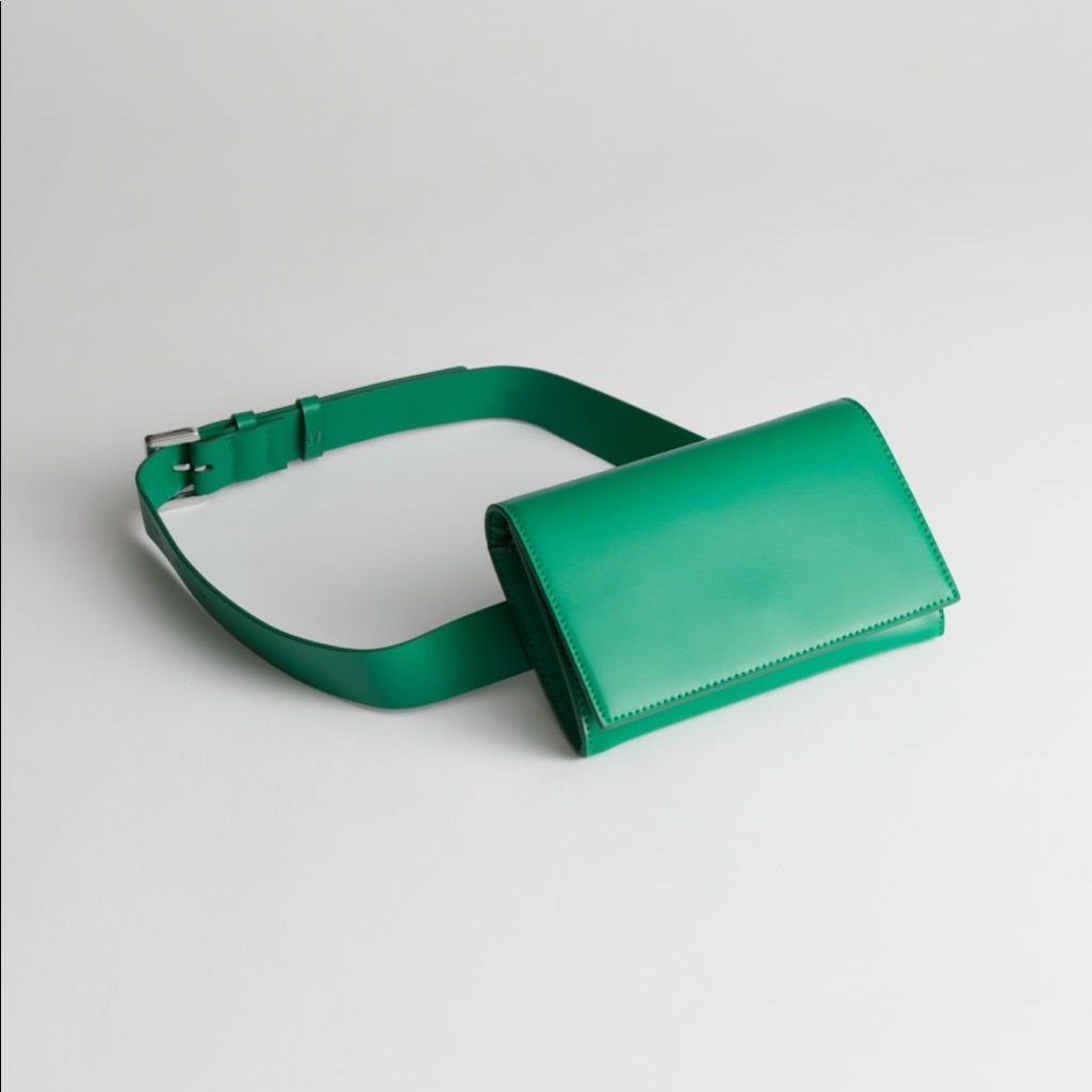 & Other Stories Green Leather Belt Bag Size Small With Zipper Casual Fanny Pack